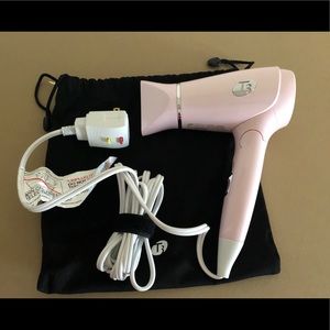 T3 portable hair dryer